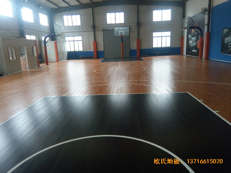上海閔行kBT藍球訓練館體育木地板鋪裝案例5