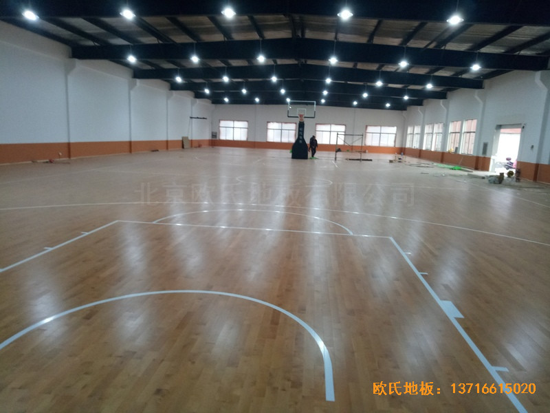 鹽城大豐區(qū)籃球館運動木地板安裝案例5