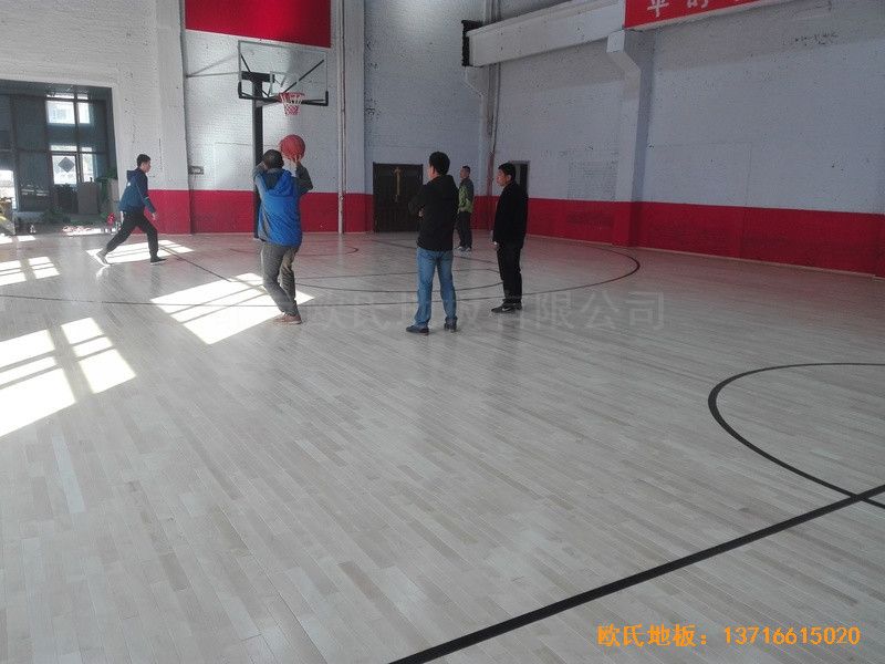 吉林琿春躍動(dòng)體育中心體育地板安裝案例5