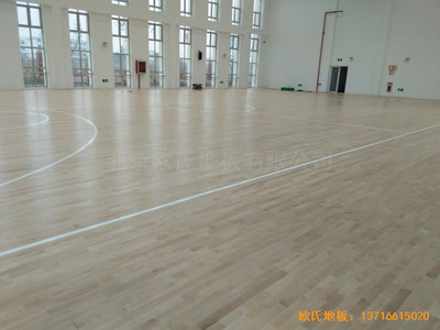 浙江溫嶺石橋頭中心小學(xué)籃球館運動木地板鋪裝案例