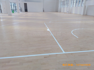 重慶重光小學(xué)籃球館運動木地板安裝案例